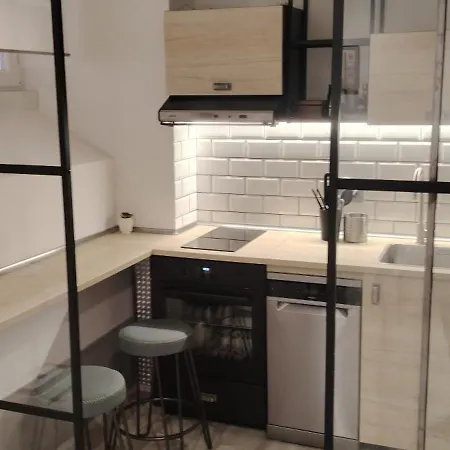 Flat Metro Garbatella Рим